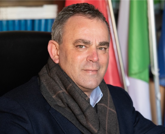 Il sindaco di Caiazzo Stefano Giaquinto CAIAZZO, NUOVO PARCO GIOCHI IN VIA CAMPANA