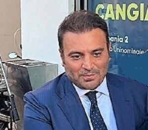 gimmi cangiano 300x263 Scuola, Cangiano (FdI): «De Luca bocciato, con l’intervento del ministro Valditara nessun plesso chiuso in Campania»