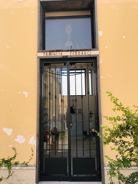 Cappella Ferraro nel Cimitero di Maddaloni fronte Napoli   Maddaloni, Il Gen. Lorenzo (Francescantonio) Ferraro torna a casa dopo cento anni.  Relazione tecnica storica